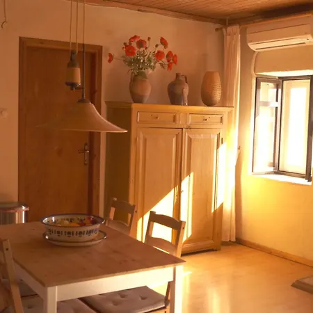 House Eleni * Szikiá